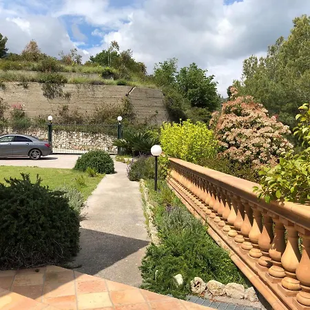 Villa Riviera *