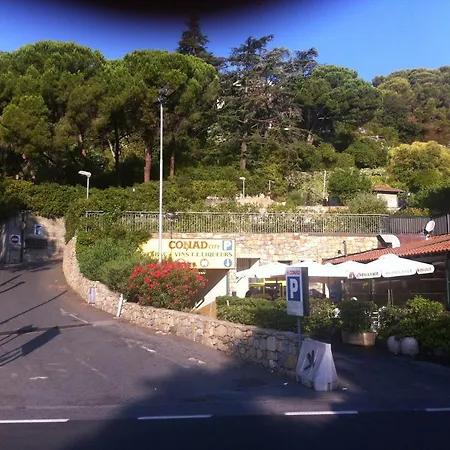 Villa Riviera *